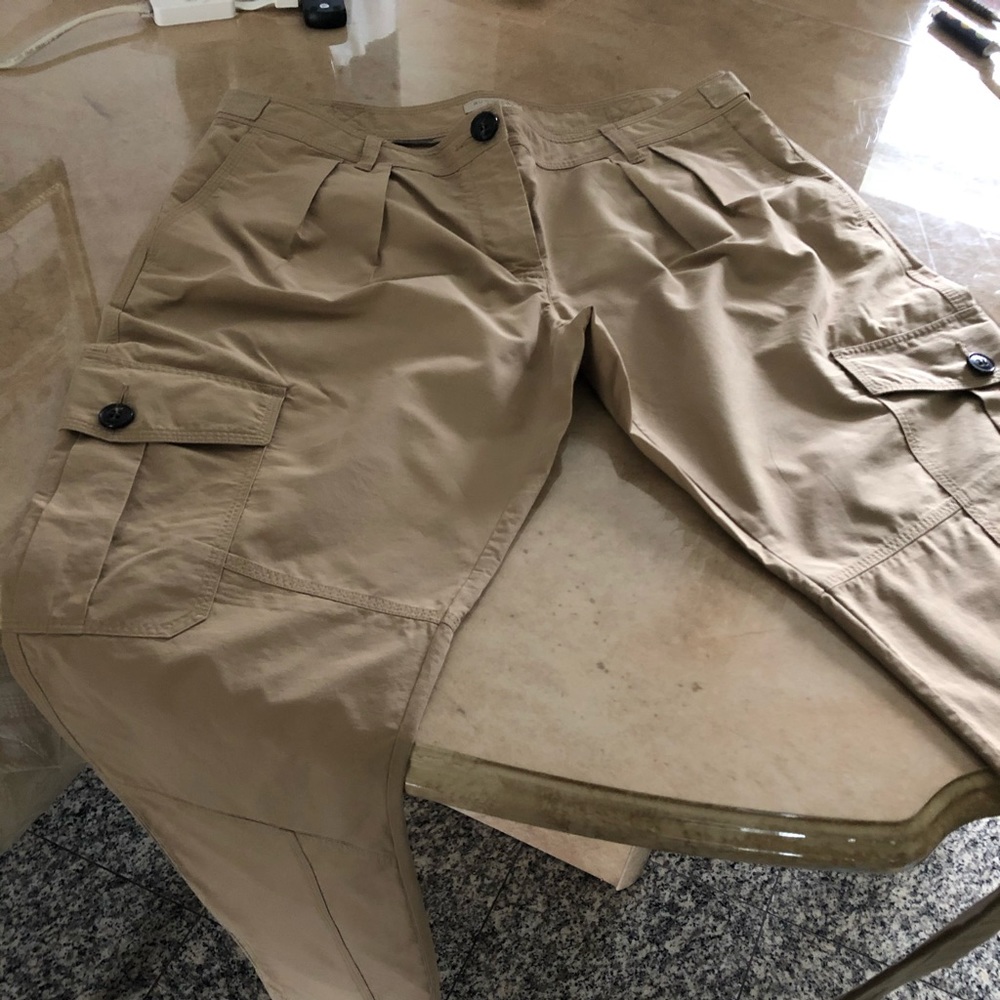 BURBERRY CARGO 💯 AUTHENTIC